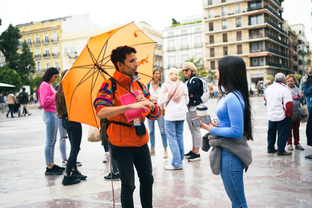 Las mejores aplicaciones para encontrar y reservar tours gratuitos estas vacaciones